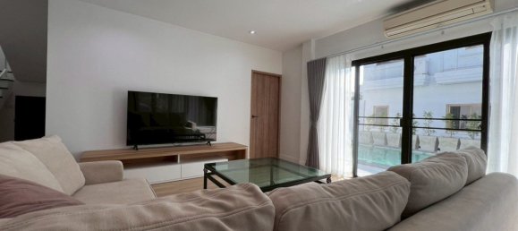 3 chambres house à vendre à Pattaya, Chonburi, Eastern Thailand, Thailand № 81365 13