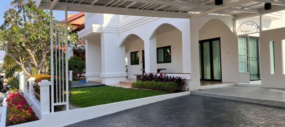 3 chambres house à vendre à Pattaya, Chonburi, Eastern Thailand, Thailand № 81365 3