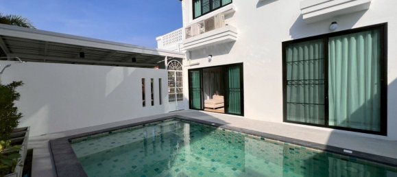 3 chambres house à vendre à Pattaya, Chonburi, Eastern Thailand, Thailand № 81365 11