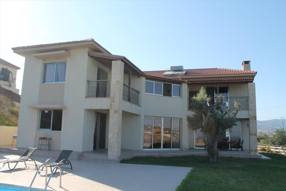 4 bedrooms Villa in Limassol, Cyprus No. 158090