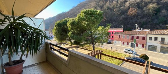 4 rooms Apartment in Vicenza, Italy No. 233183 14