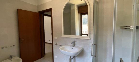 4 rooms Apartment in Vicenza, Italy No. 233183 13