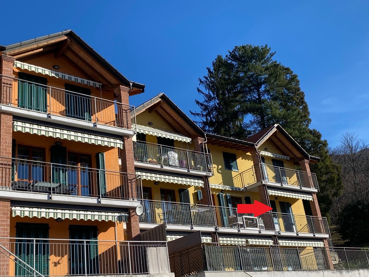 1 Schlafzimmer Wohnung in Brezzo di Bedero, Italy, Nr. 69910