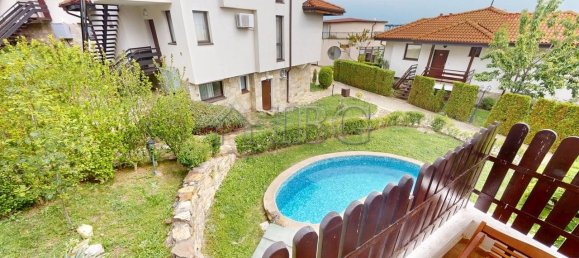 Apartamento com 4 quartos em condomínio em Kosharitsa, Bulgaria N.º 1144 23