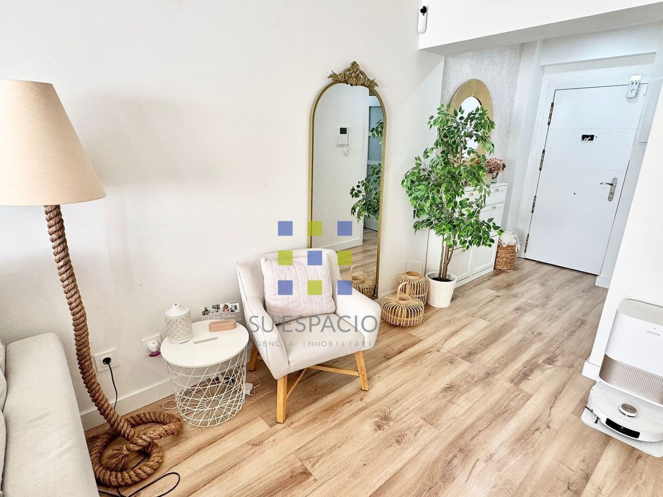 4 bedrooms Apartment in Fuenlabrada, Spain No. 223114