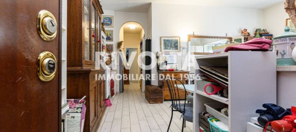 3 bedrooms Apartment in Rome, Italy No. 154231 12