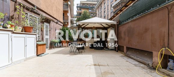 3 bedrooms Apartment in Rome, Italy No. 154231 19