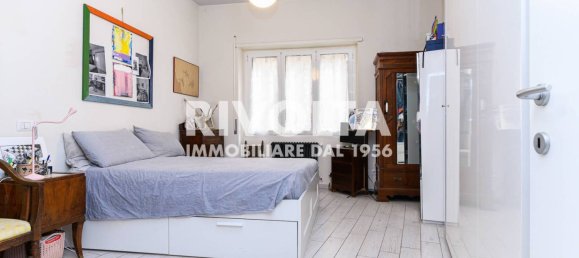 3 bedrooms Apartment in Rome, Italy No. 154231 9
