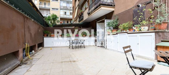 3 bedrooms Apartment in Rome, Italy No. 154231 8