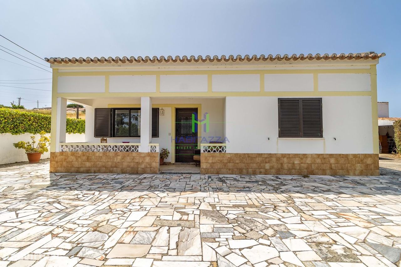 3 bedrooms House in Bordeira, Portugal No. 191747