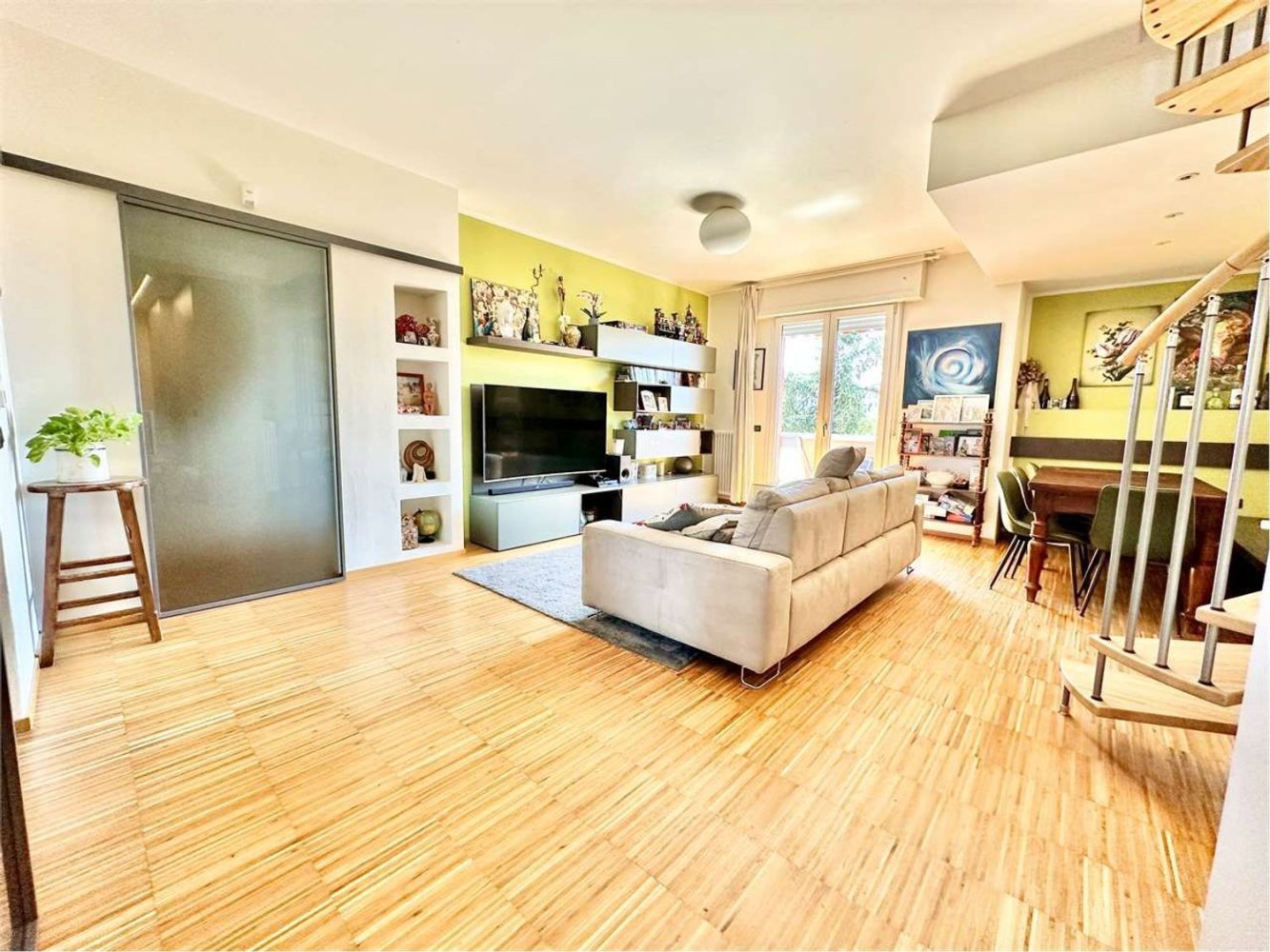 6 bedrooms Apartment in Imola, Italy No. 347691