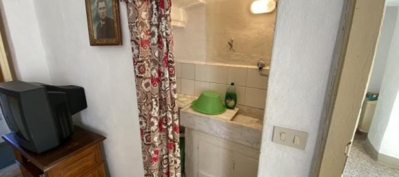 4 rooms House in Gavorrano, Italy No. 234183 6