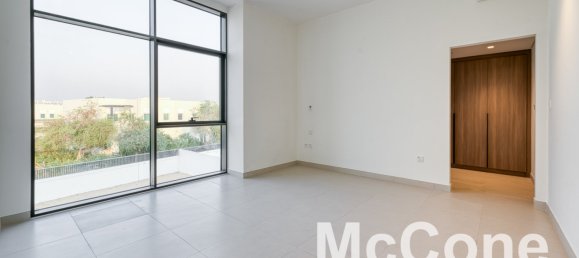 4 bedrooms Villa in Al Furjan, UAE No. 35179 6