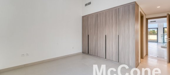 4 bedrooms Villa in Al Furjan, UAE No. 35179 12