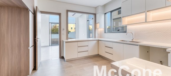 4 bedrooms Villa in Al Furjan, UAE No. 35179 10