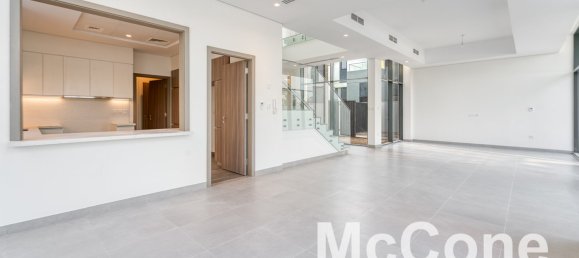 4 bedrooms Villa in Al Furjan, UAE No. 35179 3