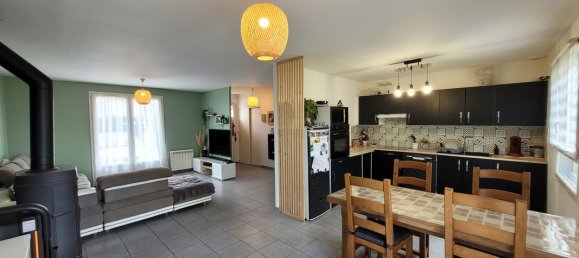 Casa de 3 dormitorios en Auneau, France No. 57783 2