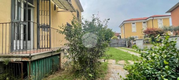4 Schlafzimmer Villa in Orzinuovi, Italy, Nr. 365326 10