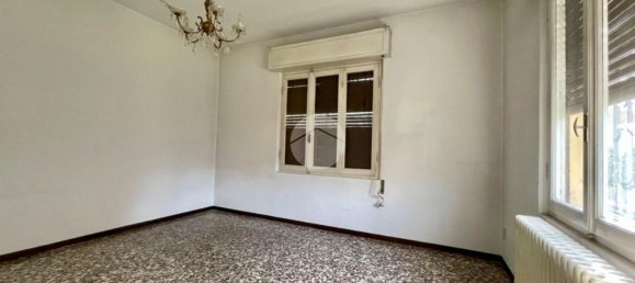 Villa de 4 dormitorios en Orzinuovi, Italy No. 365326 21