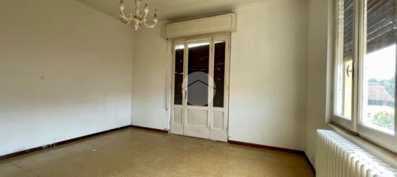 Villa de 4 dormitorios en Orzinuovi, Italy No. 365326 24