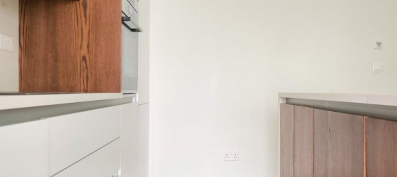 2 bedrooms Apartment in Larnaca, Cyprus No. 1537 14