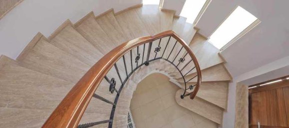 5 bedrooms House in Pervolia, Cyprus No. 10779 6