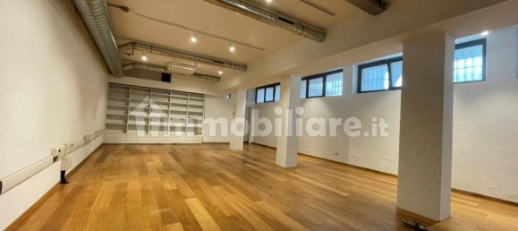 5-salle Bureau à Milan, Italy No. 248902 9