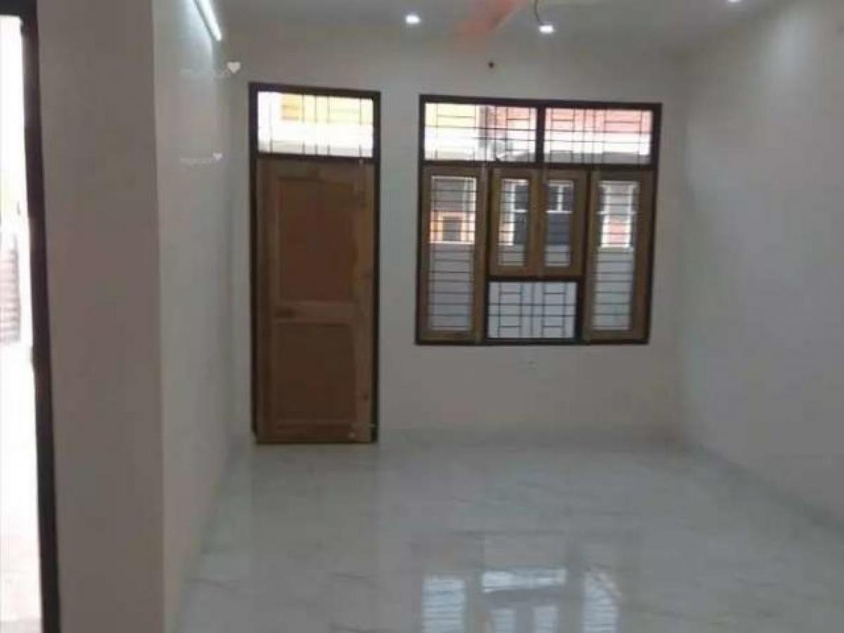 Casa de 2 dormitorios en Lucknow, India No. 1194