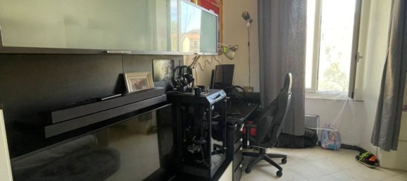 Apartamento de 3 dormitorios en La Spezia, Italy No. 343293 3