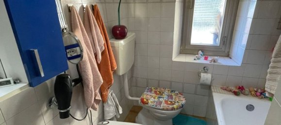 Apartamento de 3 dormitorios en La Spezia, Italy No. 343293 13