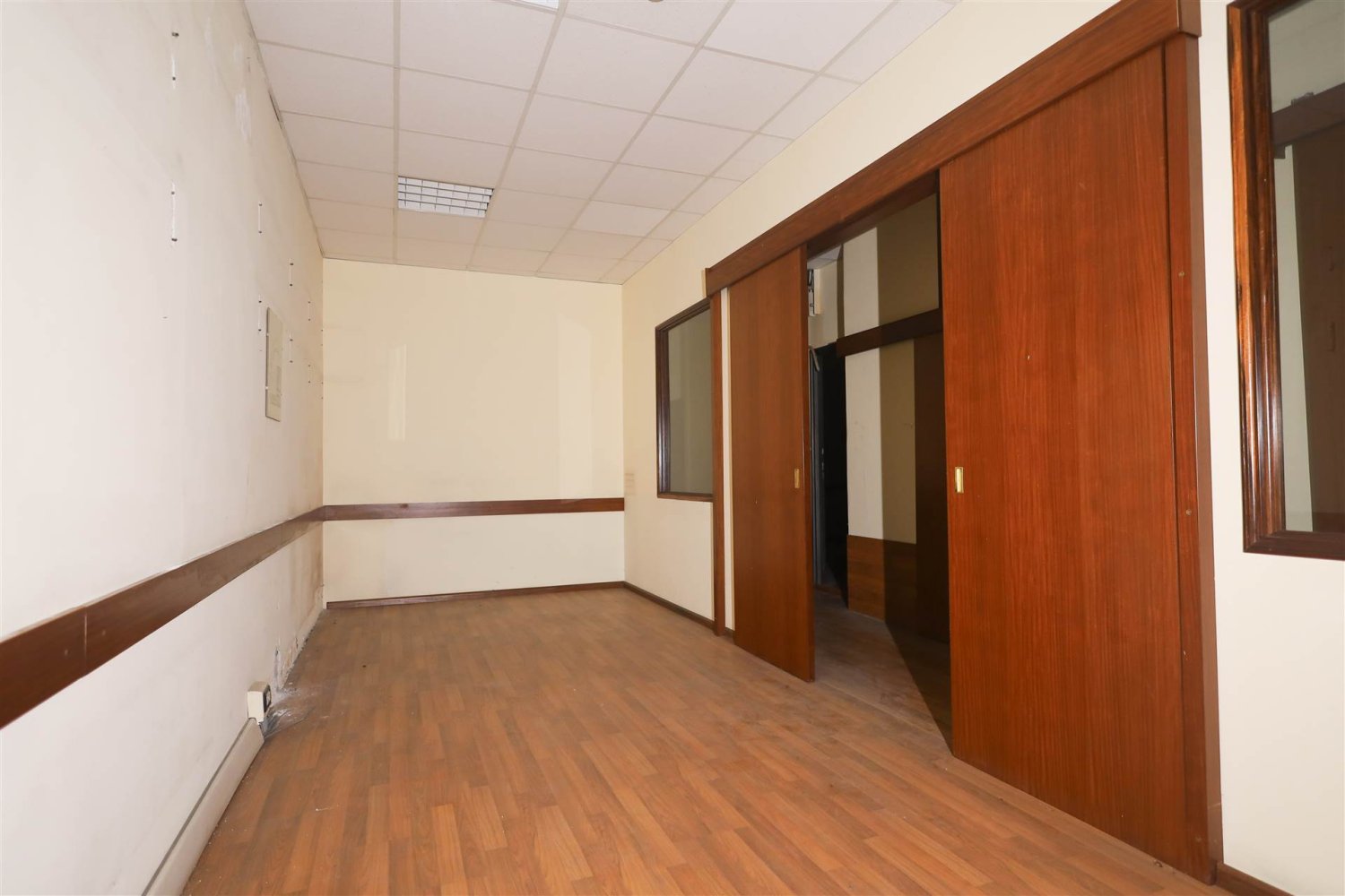 Склад с 5 комнатами в Катания, Италия № 105437