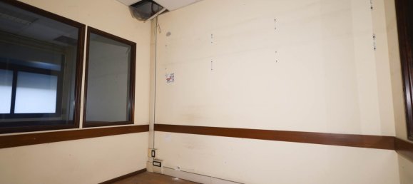 Склад с 5 комнатами в Катания, Италия № 105437 24