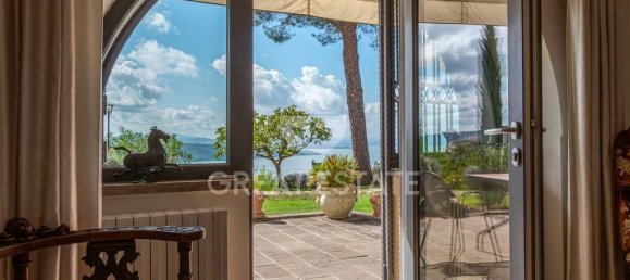 1 bedroom Villa in Passignano sul Trasimeno, Italy No. 164290 10