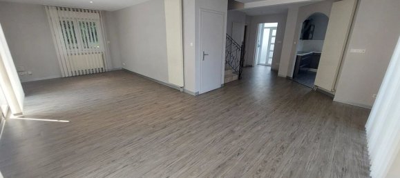 6 rooms House in Guebwiller, France No. 233598 9