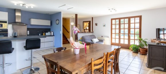 Casa de 3 dormitorios en Montmerle-sur-Saone, France No. 199411 4