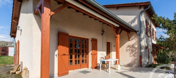 Casa de 3 dormitorios en Montmerle-sur-Saone, France No. 199411 2