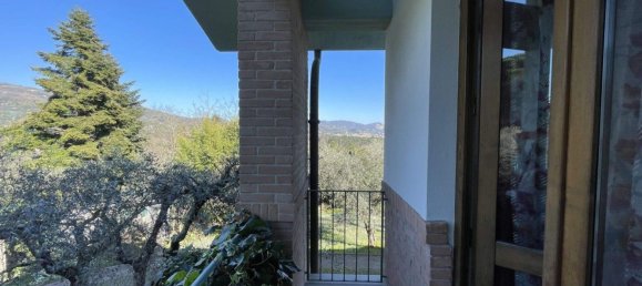 Studio in Buggiano, Italy No. 45949 16