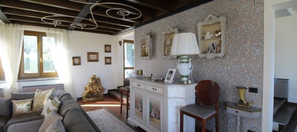 Studio in Buggiano, Italy No. 45949 40