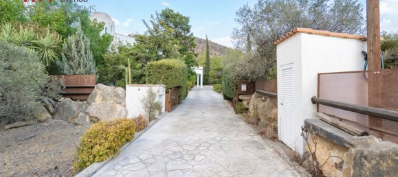 Villa de 4 dormitorios en Mosfiloti, Cyprus No. 26061 9