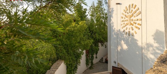 Villa de 4 dormitorios en Mosfiloti, Cyprus No. 26061 12