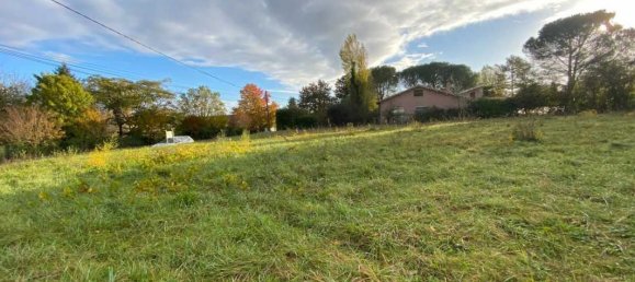 764m² Land in Gironde, France No. 335685 3