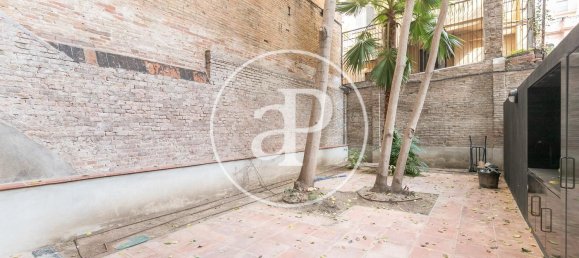 2 غرف نوم منزل ذو طابقين في Eixample, Spain رقم 127796 24