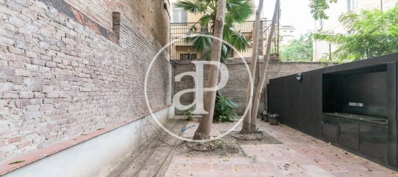 2 غرف نوم منزل ذو طابقين في Eixample, Spain رقم 127796 2