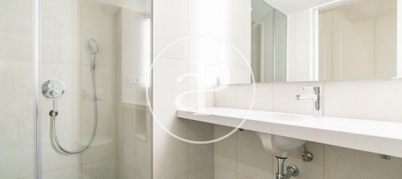 2 غرف نوم منزل ذو طابقين في Eixample, Spain رقم 127796 4