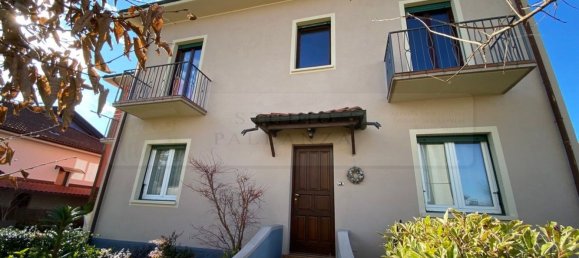 Квартира с 4 комнатами в Вербания, Италия № 67965 4