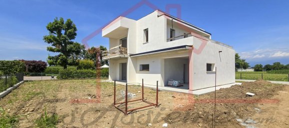 Villa de 4 habitaciónes en Loria, Italy No. 231233 15