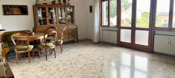 3 bedrooms Villa in Udine, Italy No. 321365 11