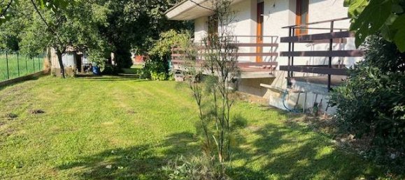 3 bedrooms Villa in Udine, Italy No. 321365 3