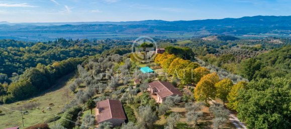 11 غرف نوم منزل في Città della Pieve, Italy رقم 56087 8