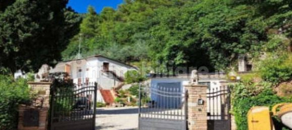 9 bedrooms Villa in Spello, Italy No. 268200 4